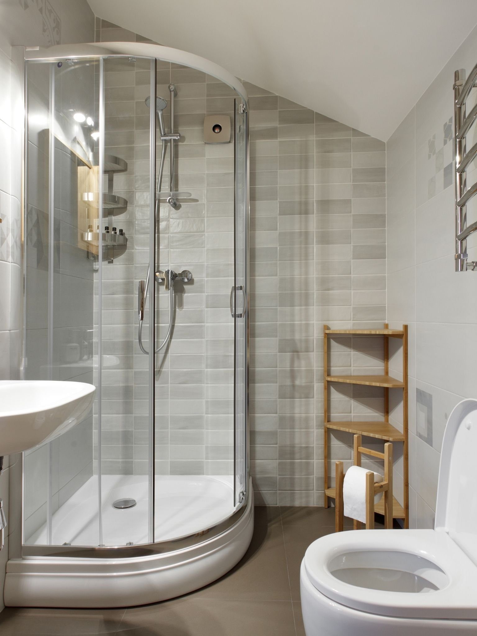 complete bathroom fitter N1 1WG